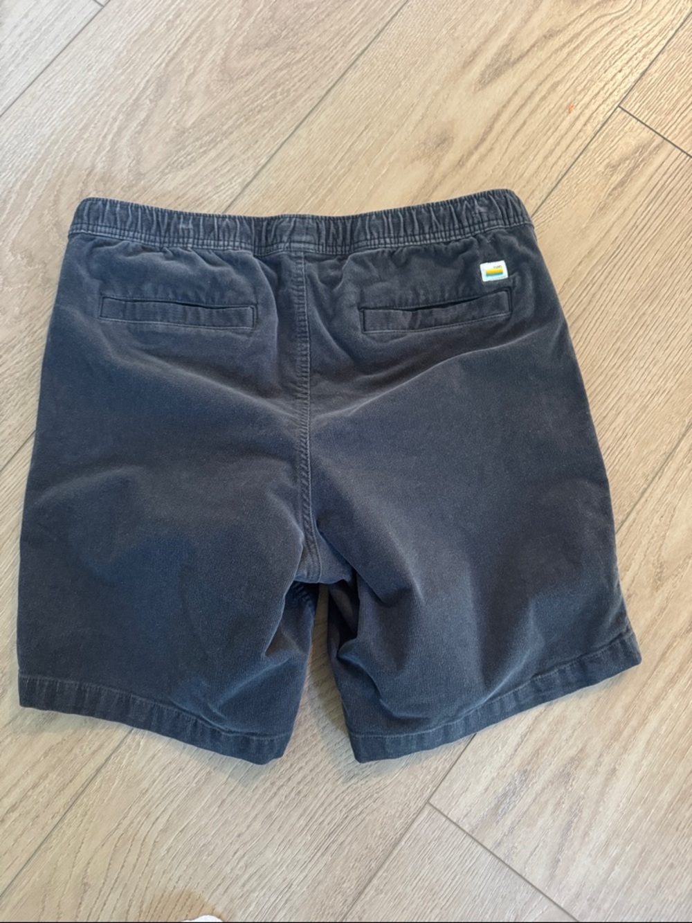 Vuori Optimist corduroy shorts size L - Picture 4 of 7